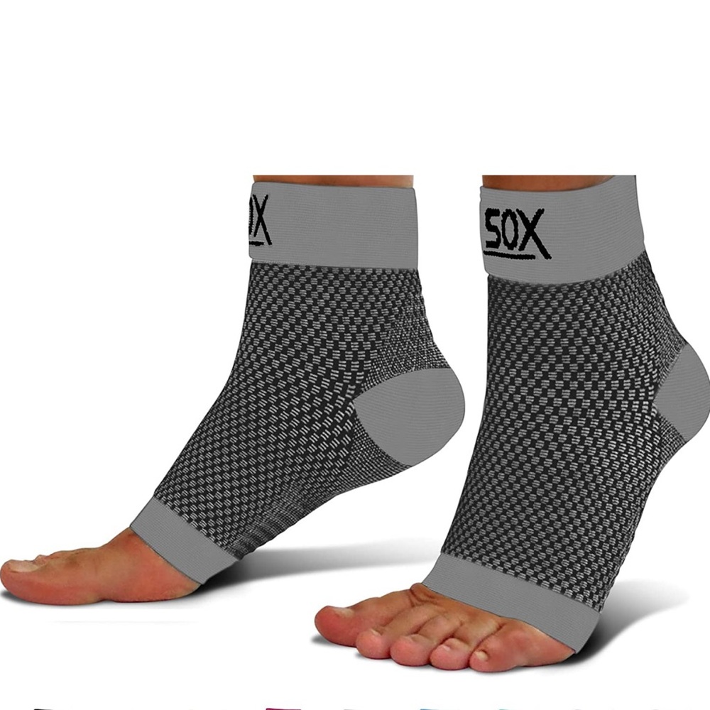 Unisex SB SOX Plantar Fasciitis Relief Compression Socks- size M. Never worn.